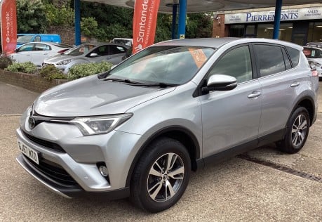 Toyota Rav 4 D-4D BUSINESS EDITION TSS 1