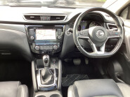 Nissan Qashqai DIG-T TEKNA DCT AUTOMATIC 2