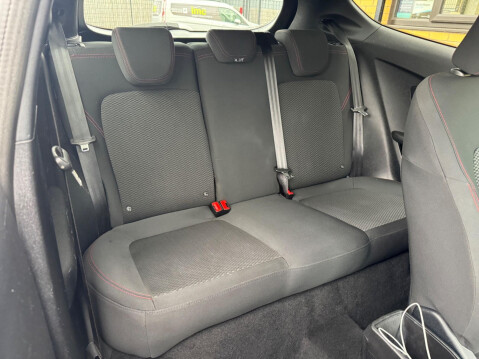 Ford Fiesta 1.0T EcoBoost ST-Line Euro 6 (s/s) 3dr 31