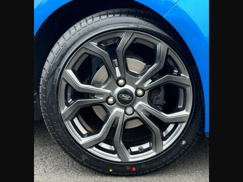 Ford Fiesta 1.0T EcoBoost ST-Line Euro 6 (s/s) 3dr 9