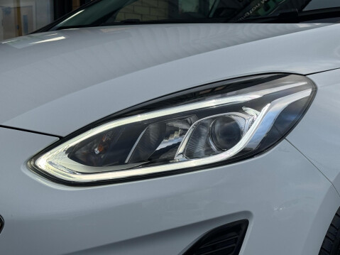 Ford Fiesta 1.0T EcoBoost Titanium Euro 6 (s/s) 5dr 25