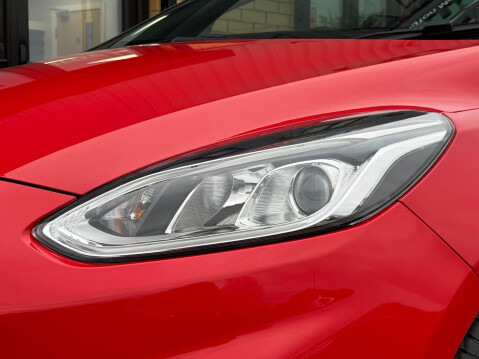 Ford Fiesta 1.0T EcoBoost ST-Line Euro 6 (s/s) 3dr 25