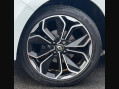 Renault Clio 0.9 TCe Iconic Euro 6 (s/s) 5dr 5