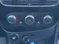Renault Clio 0.9 TCe Iconic Euro 6 (s/s) 5dr 39