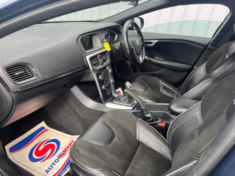 Volvo V40 1.6 D2 R-Design Nav Euro 5 (s/s) 5dr 29