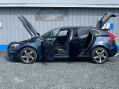 Volvo V40 1.6 D2 R-Design Nav Euro 5 (s/s) 5dr 3
