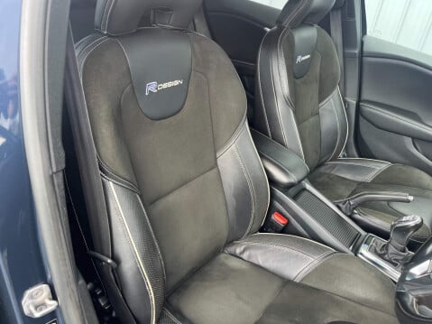 Volvo V40 1.6 D2 R-Design Nav Euro 5 (s/s) 5dr 23