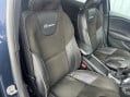 Volvo V40 1.6 D2 R-Design Nav Euro 5 (s/s) 5dr 23