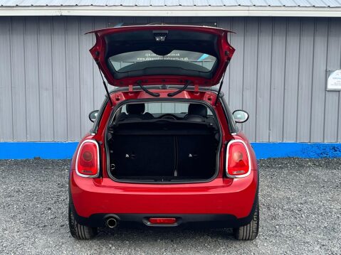 Mini Hatch 1.5 Cooper D Auto Euro 6 (s/s) 3dr 9