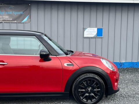 Mini Hatch 1.5 Cooper D Auto Euro 6 (s/s) 3dr 23