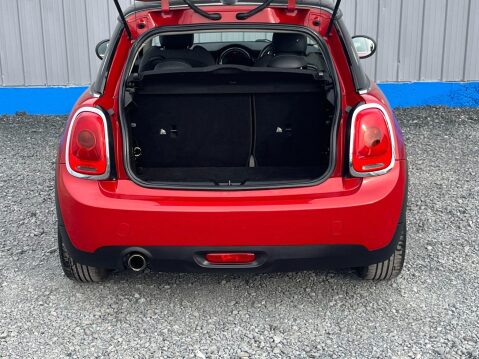 Mini Hatch 1.5 Cooper D Auto Euro 6 (s/s) 3dr 49