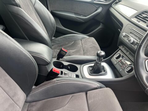 Audi Q3 2.0 TDI S line quattro Euro 6 (s/s) 5dr (Nav) 34
