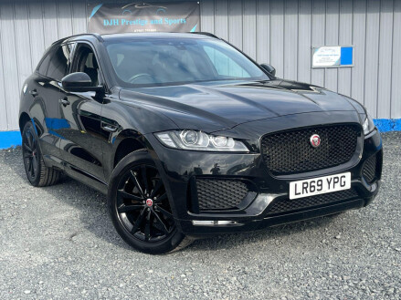 Jaguar F-Pace 2.0 D240 Chequered Flag Auto AWD Euro 6 (s/s) 5dr