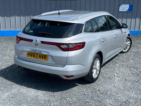 Renault Megane 1.5 dCi Dynamique Nav Sport Tourer Euro 6 (s/s) 5dr 37