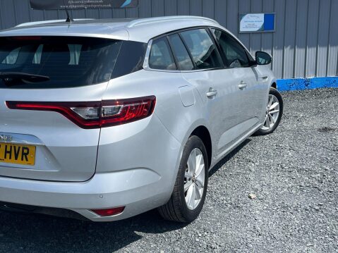 Renault Megane 1.5 dCi Dynamique Nav Sport Tourer Euro 6 (s/s) 5dr 26