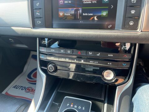 Jaguar XF 2.0d Prestige Auto Euro 6 (s/s) 4dr 38