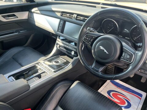 Jaguar XF 2.0d Prestige Auto Euro 6 (s/s) 4dr 47