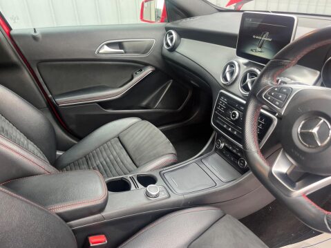Mercedes-Benz GLA 2.1 GLA200d AMG Line 7G-DCT Euro 6 (s/s) 5dr 35