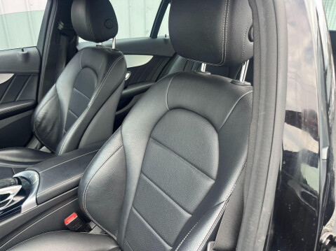 Mercedes-Benz C Class 2.1 C220 BlueTEC AMG Line G-Tronic+ Euro 6 (s/s) 4dr 32