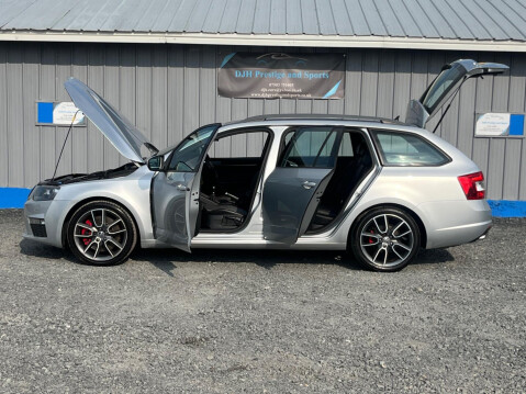 Skoda Octavia 2.0 TFSI vRS Euro 6 (s/s) 5dr (SNav) 3