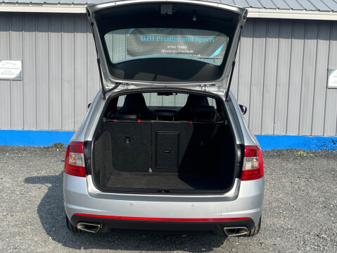 Skoda Octavia 2.0 TFSI vRS Euro 6 (s/s) 5dr (SNav) 8