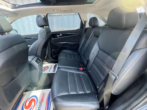 Kia Sorento 2.2 CRDi KX-3 Auto AWD Euro 6 5dr 43