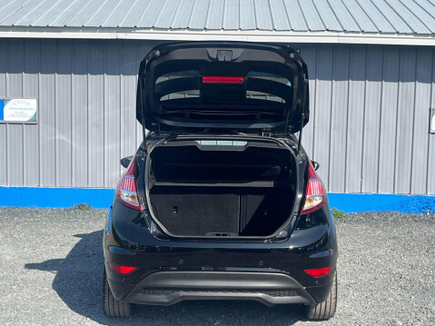 Ford Fiesta 1.0T EcoBoost ST-Line Euro 6 (s/s) 3dr 9