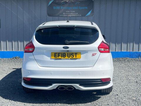 Ford Focus 2.0 TDCi ST-3 Euro 6 (s/s) 5dr 8
