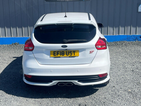 Ford Focus 2.0 TDCi ST-3 Euro 6 (s/s) 5dr 43