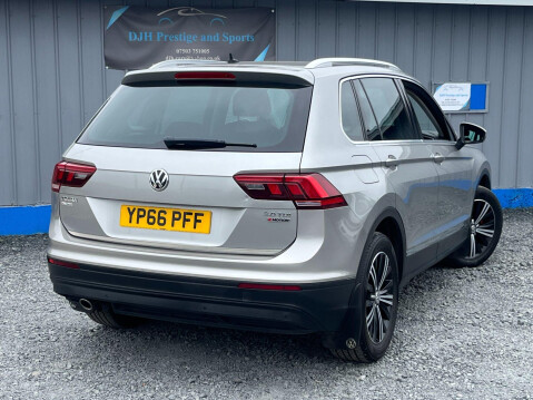 Volkswagen Tiguan 2.0 TDI BlueMotion Tech SE Navigation 4Motion Euro 6 (s/s) 5dr 36