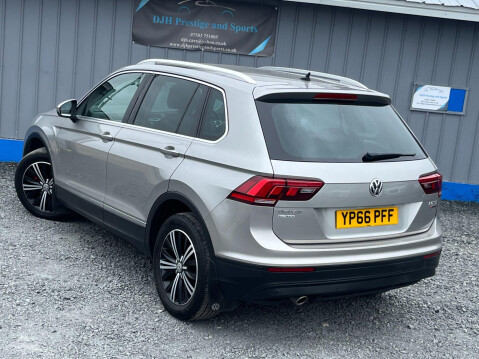 Volkswagen Tiguan 2.0 TDI BlueMotion Tech SE Navigation 4Motion Euro 6 (s/s) 5dr 42