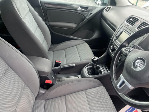 Volkswagen Golf 1.6 TDI Match Euro 5 5dr 28
