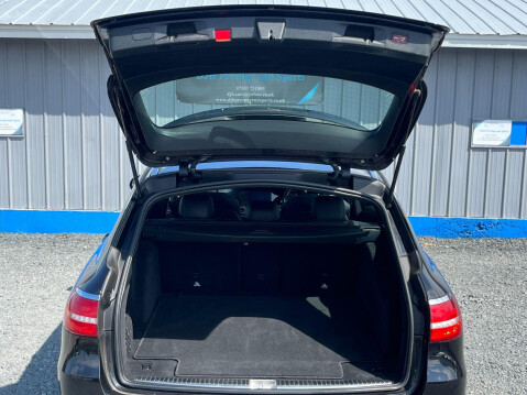 Mercedes-Benz E Class 2.0 E220d AMG Line G-Tronic+ Euro 6 (s/s) 5dr 32