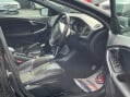 Volvo V40 2.0 D2 R-Design Euro 6 (s/s) 5dr 30