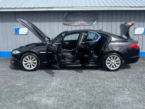 Jaguar XF 2.2d Sport Auto Euro 5 (s/s) 4dr 3