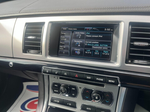 Jaguar XF 2.2d Sport Auto Euro 5 (s/s) 4dr 38