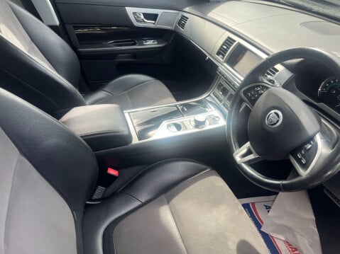 Jaguar XF 2.2d Sport Auto Euro 5 (s/s) 4dr 41