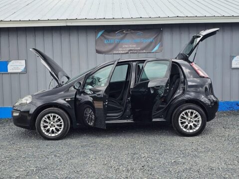 Fiat Punto Evo 1.4 Active Euro 5 (s/s) 5dr 11