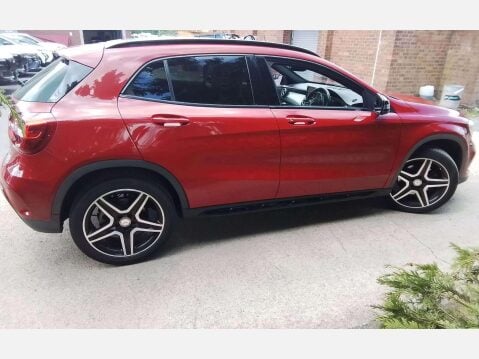 Mercedes-Benz GLA 2.1 GLA220d AMG Line (Premium Plus) 7G-DCT 4MATIC Euro 6 (s/s) 5dr 10