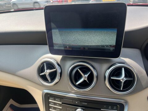 Mercedes-Benz GLA 2.1 GLA200d Sport Euro 6 (s/s) 5dr 36