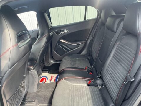 Mercedes-Benz GLA 2.0 GLA250 AMG Line 7G-DCT 4MATIC Euro 6 (s/s) 5dr 32