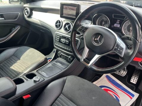 Mercedes-Benz GLA 2.0 GLA250 AMG Line 7G-DCT 4MATIC Euro 6 (s/s) 5dr 28