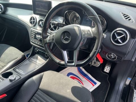 Mercedes-Benz GLA 2.0 GLA250 AMG Line 7G-DCT 4MATIC Euro 6 (s/s) 5dr 29