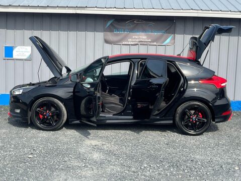 Ford Focus 2.0 TDCi Zetec S Black Edition Euro 6 (s/s) 5dr 14