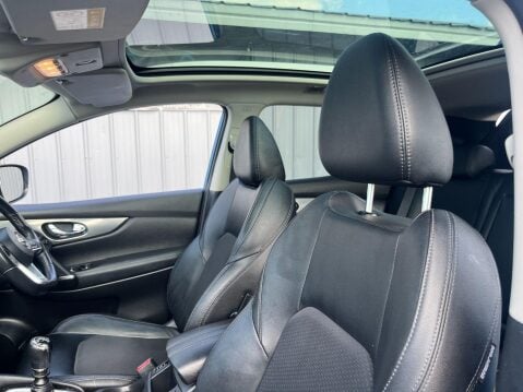 Nissan Qashqai 1.6 dCi Tekna Euro 6 (s/s) 5dr 4
