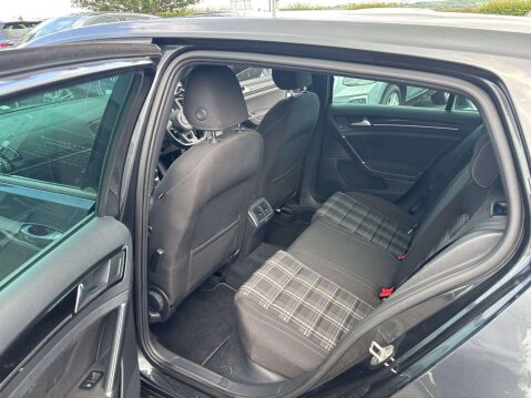 Volkswagen Golf 2.0 TDI BlueMotion Tech GTD Euro 6 (s/s) 5dr 10