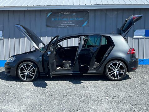 Volkswagen Golf 2.0 TDI BlueMotion Tech GTD Euro 6 (s/s) 5dr 3