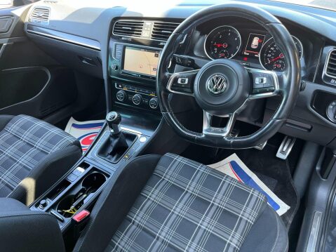 Volkswagen Golf 2.0 TDI BlueMotion Tech GTD Euro 6 (s/s) 5dr 39