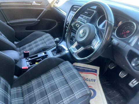 Volkswagen Golf 2.0 TDI BlueMotion Tech GTD Euro 6 (s/s) 5dr 32