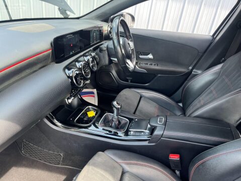 Mercedes-Benz A Class 1.3 A180 AMG Line Euro 6 (s/s) 5dr 33